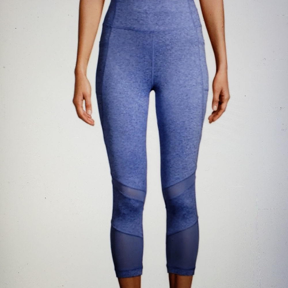 *BOGO* AVIA Fashion Capri Leggings